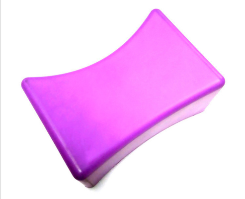 Bọt Polyurethane tự lột da 2.0g / cm3